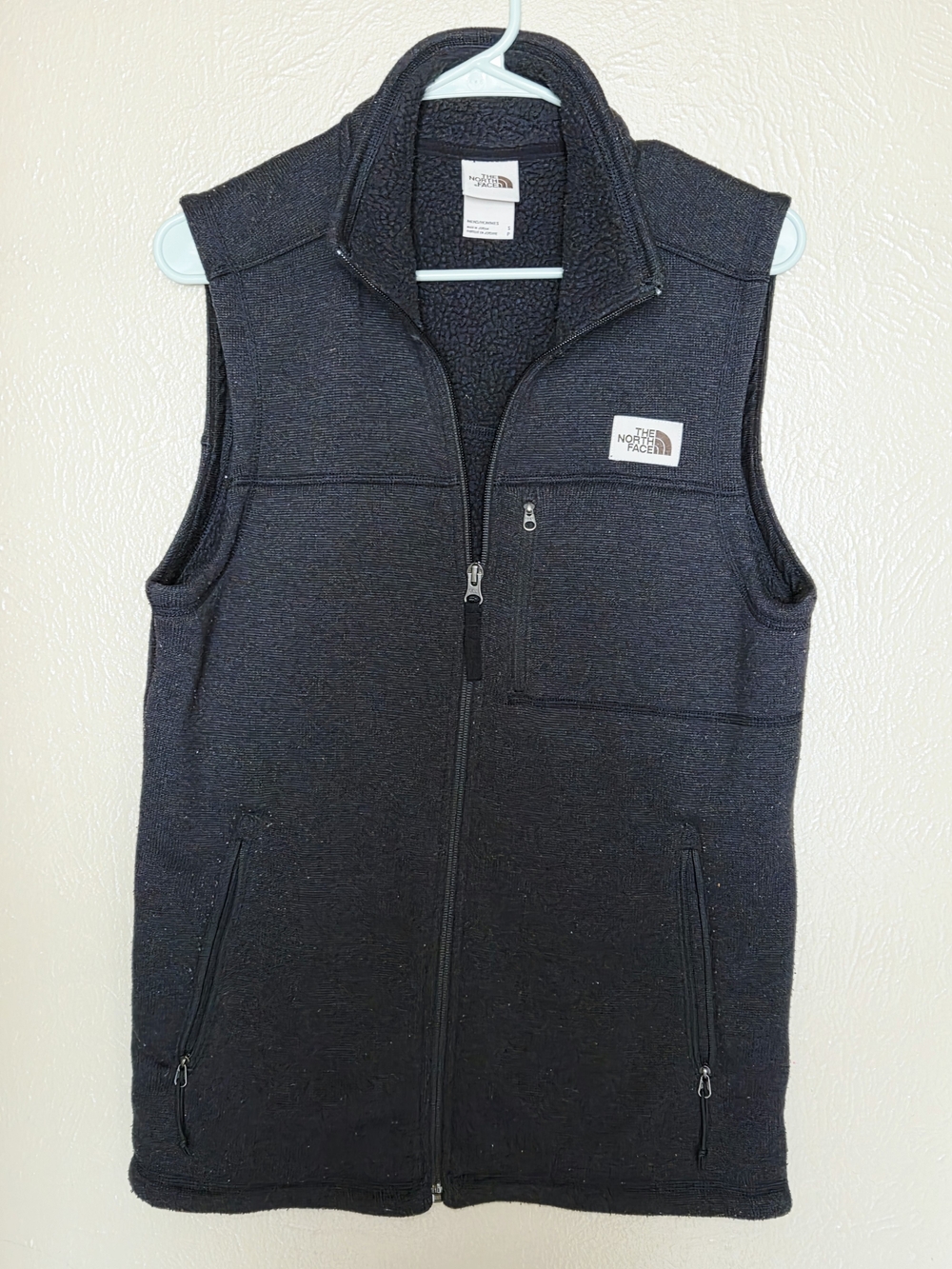 The North Face Men’s Small Black Fleece Full Zip Vest 3 Pocket Outdoor F19